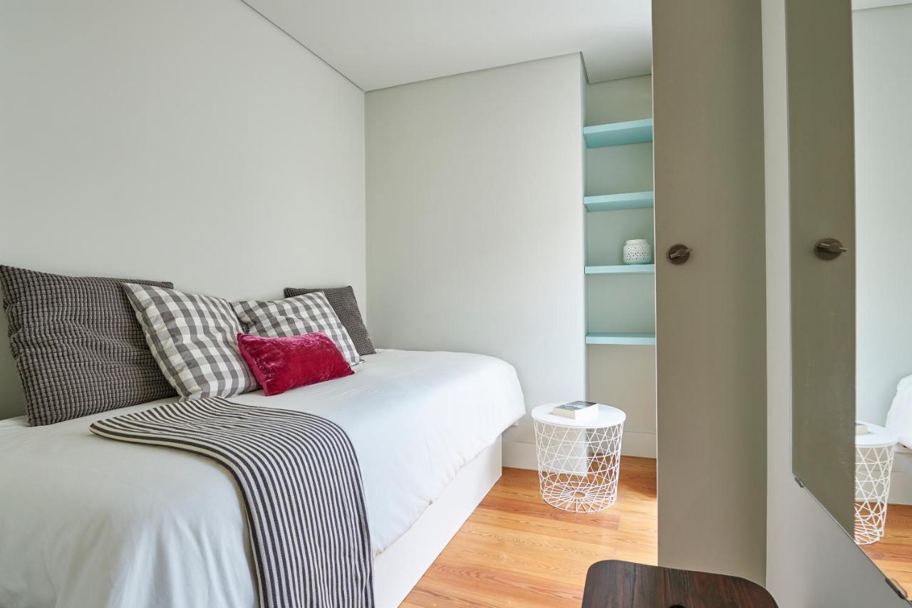 Modern Apartment Bica Dos Olhos Лиссабон Номер фото