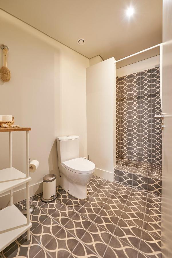 Modern Apartment Bica Dos Olhos Лиссабон Номер фото